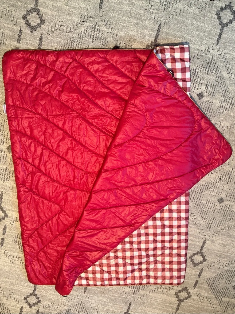 Rumpl Original Puffy 1P Blanket Red Gingham camping backpacking packable